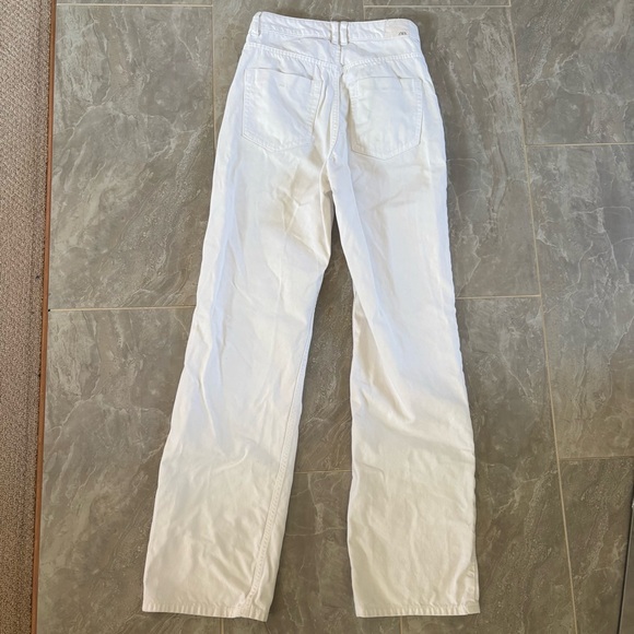 ZARA High Rise Straight Leg White Jeans Women’s Sz 4 Preppy USA Classic - Picture 4 of 9